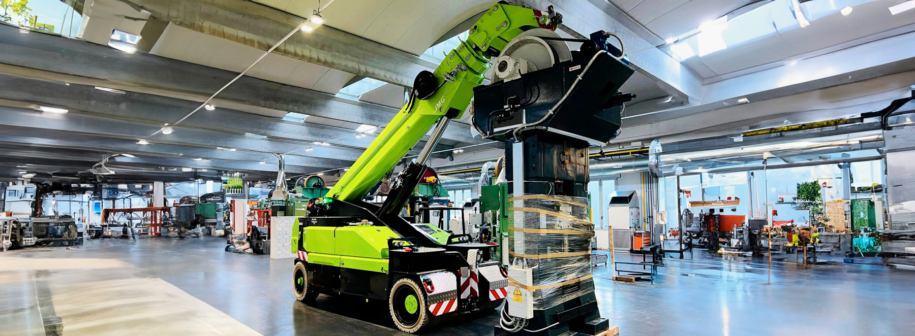 MC250S 1 SLIDER scaled